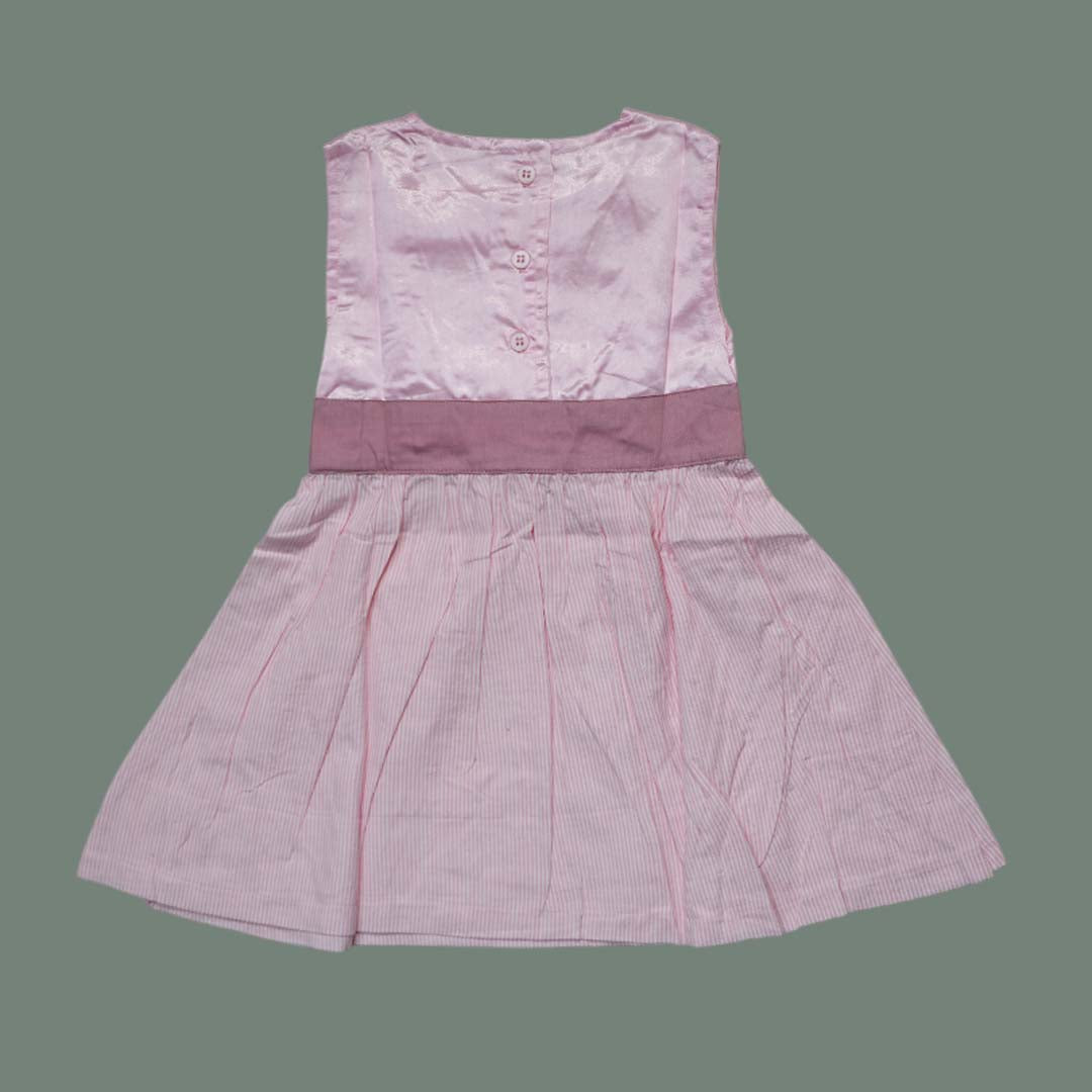Sleeveless Party Wear